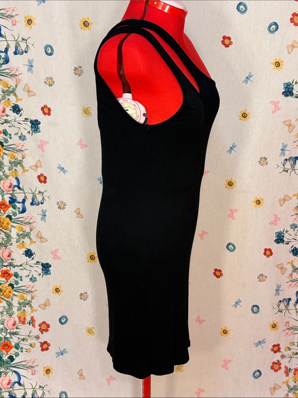 Princess Polly Black One-Shoulder Ribbed Cutout Bodycon Dress - Picture 4 of 9